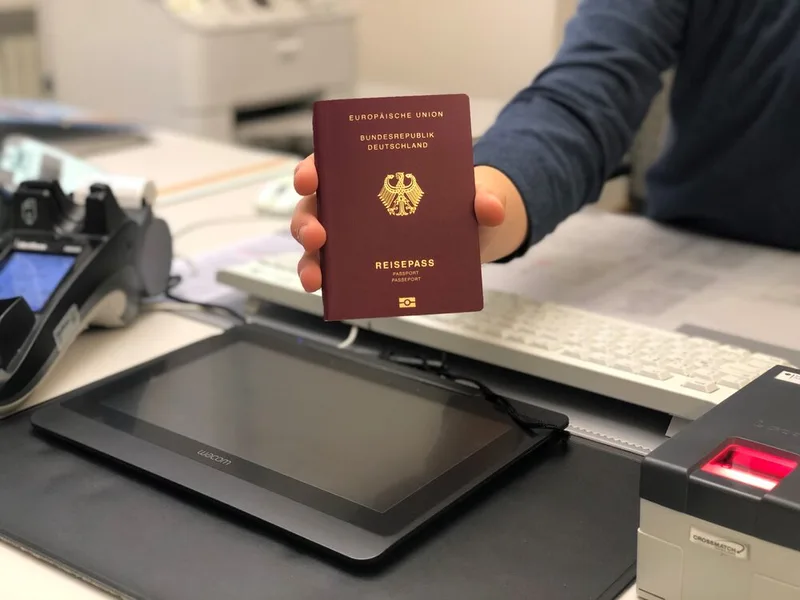Echten Reisepass online kaufen - DokumentenBeratung Echten Reisepass online kaufen